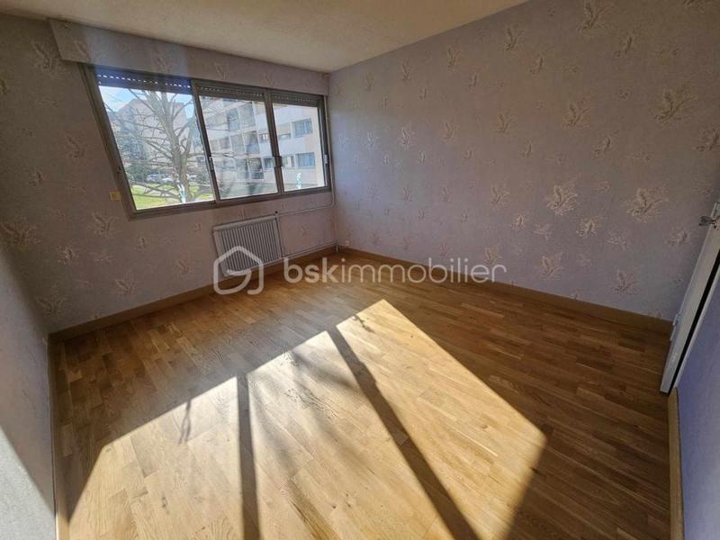 Appartement - 81 m² - 4 pièces