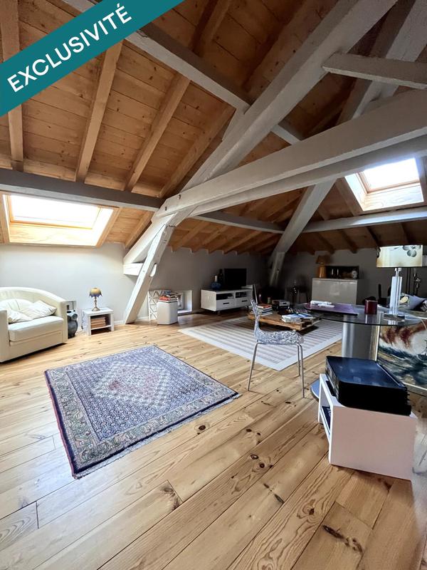 Villa - 260 m² - 8 pièces