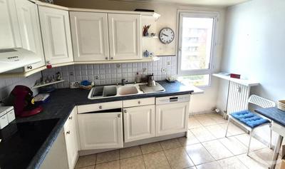 Appartement - 80 m² - 3 pièces