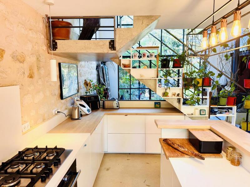 Maison - 200 m² - 6 pièces