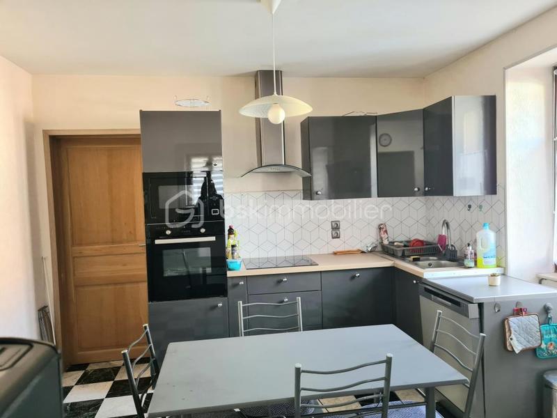 Maison - 130 m² - 6 pièces