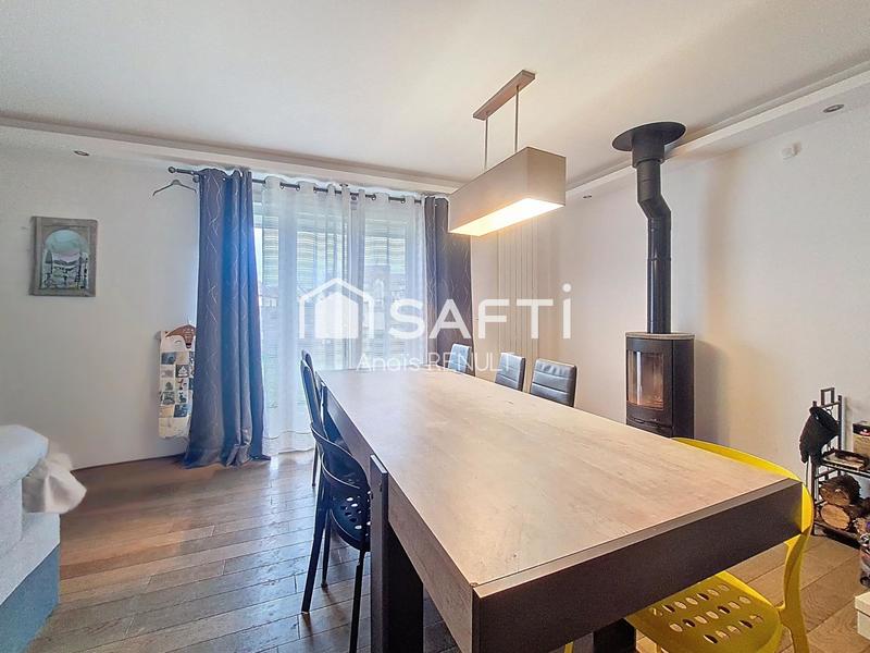 Maison - 98 m² - 5 pièces