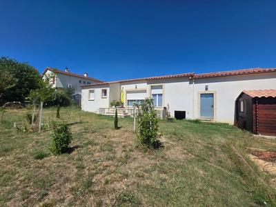 Maison - 143 m² - 5 pièces