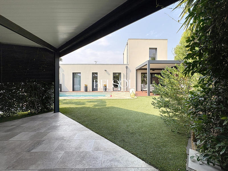 Villa - 85 m² - 4 pièces