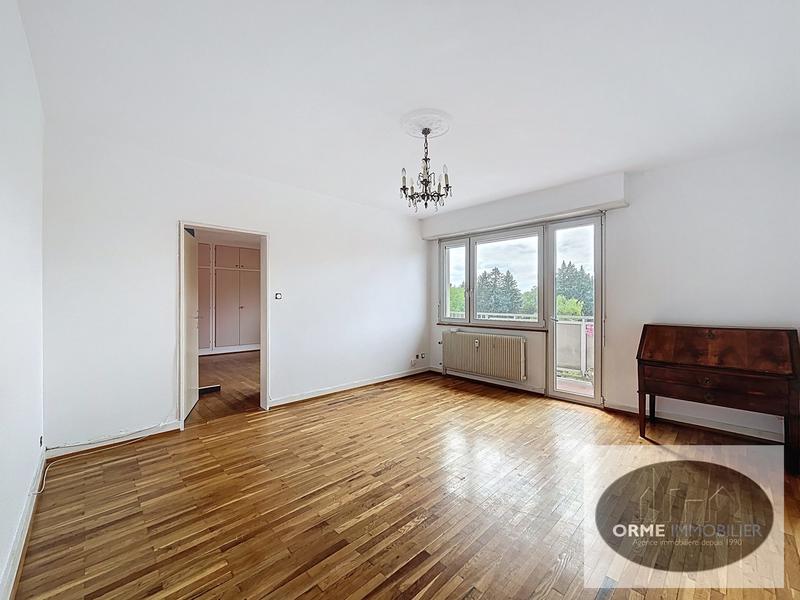Appartement - 120 m² - 5 pièces