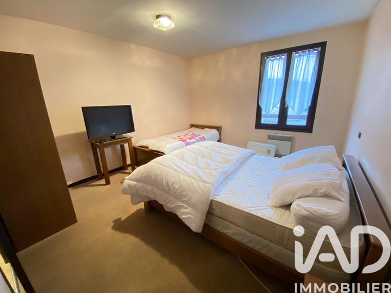 Maison - 476 m² - 9 pièces