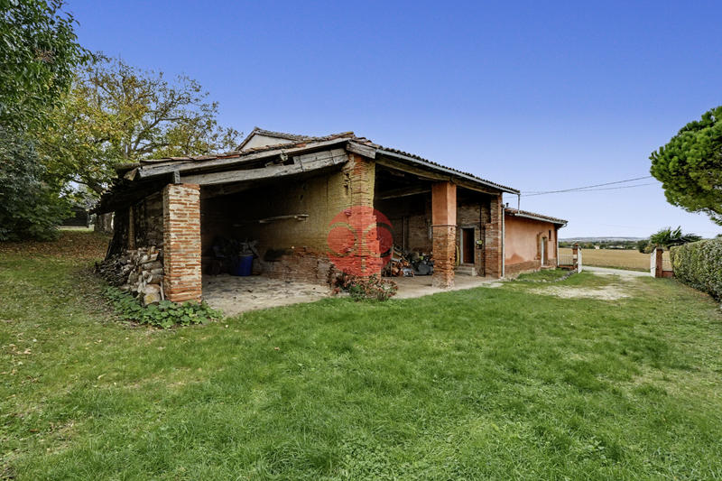 Propriété - 218 m² - 6 pièces