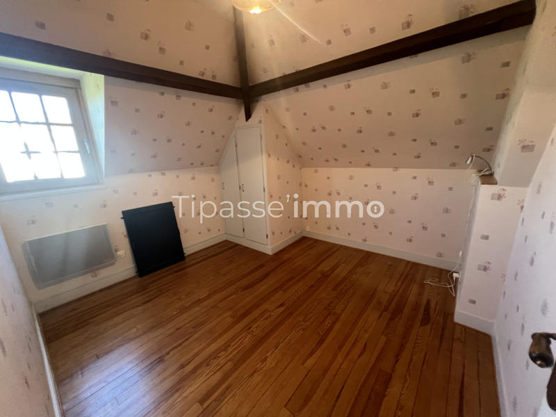 Maison - 180 m² - 10 pièces