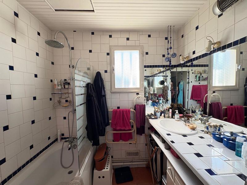 Maison - 96 m² - 4 pièces