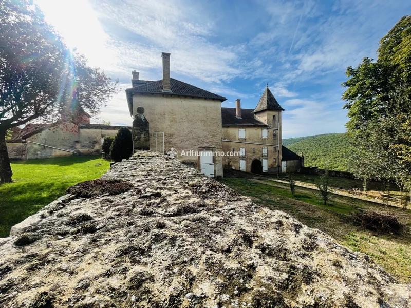 Maison - 340 m² - 15 pièces