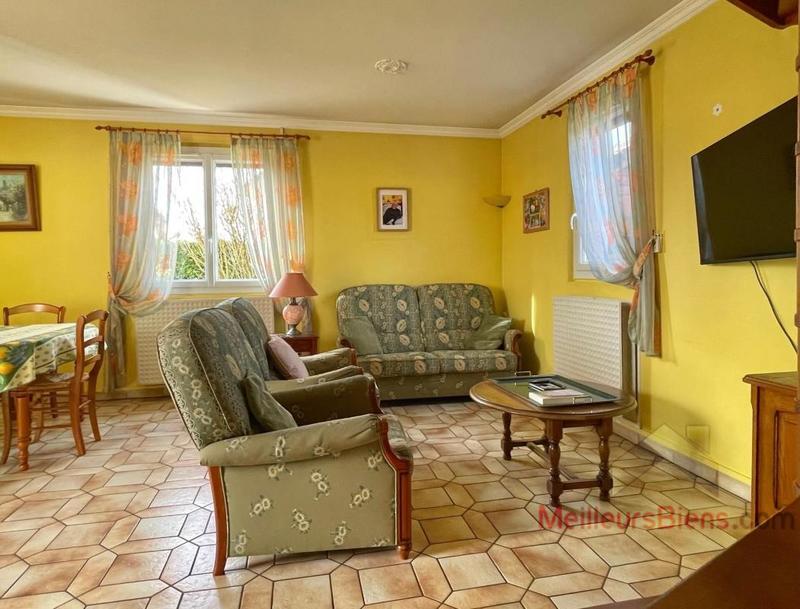 Maison - 96 m² - 5 pièces