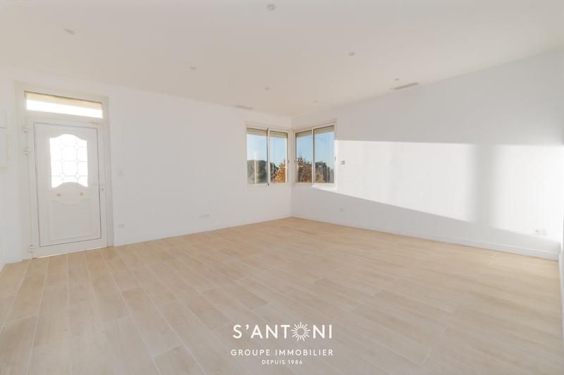 Maison - 217 m² - 5 pièces