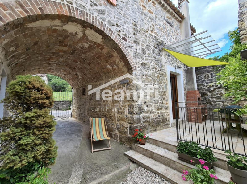 Mas - 215 m² - 12 pièces