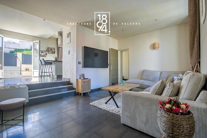 Maison - 114 m² - 3 pièces