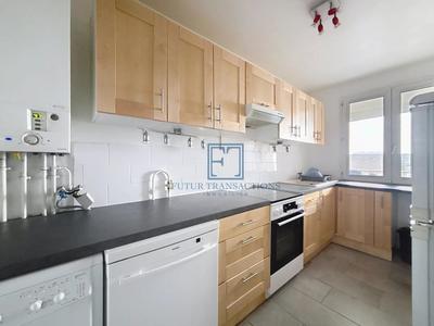 Appartement - 87 m² - 4 pièces