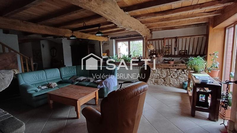 Maison - 250 m² - 10 pièces