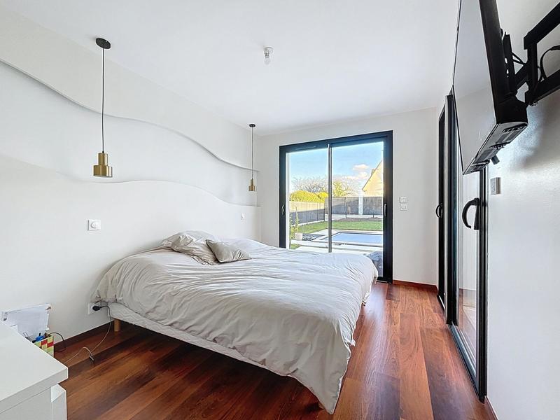 Maison - 182 m² - 6 pièces