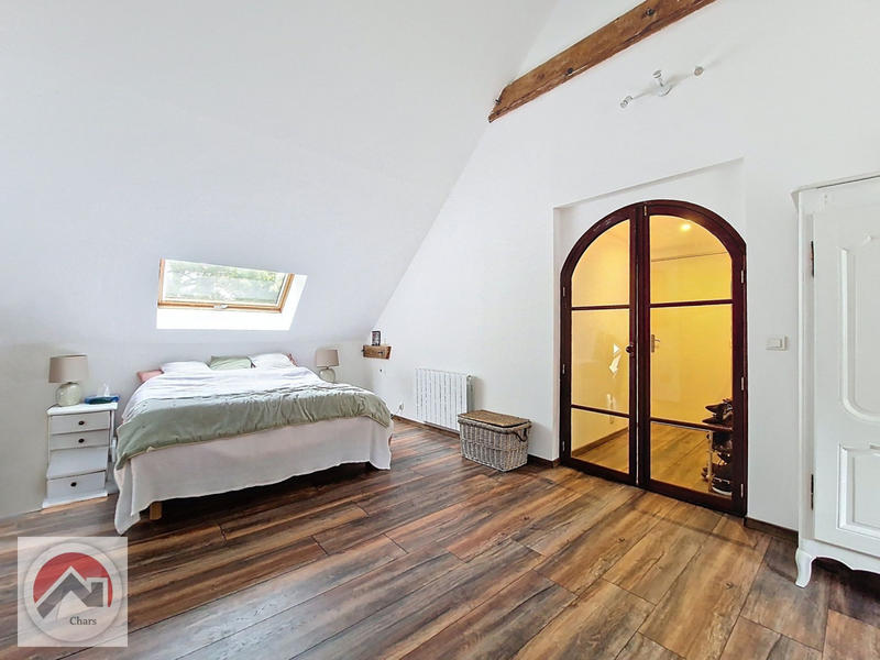 Maison - 228 m² - 8 pièces