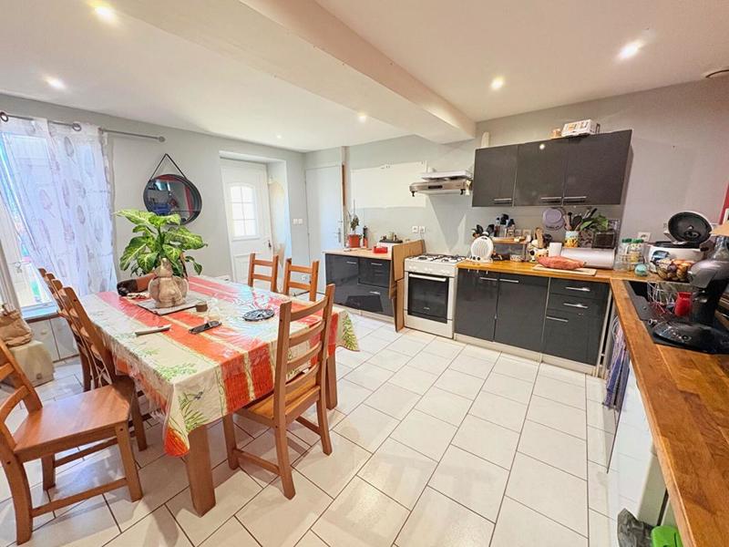 Maison - 169 m² - 4 pièces