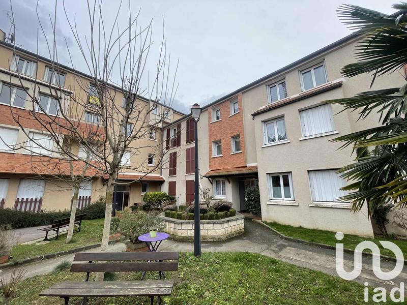 Appartement - 85 m² - 5 pièces