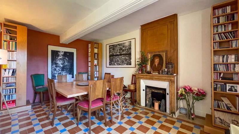 Maison - 200 m² - 8 pièces