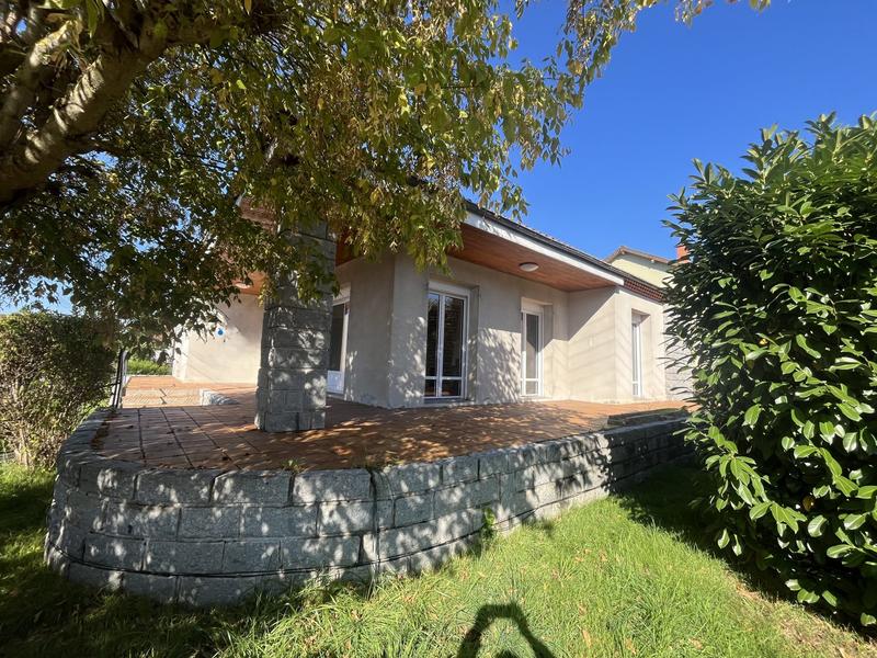 Maison - 170 m² - 6 pièces