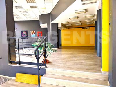 Local d'activités - 262 m² - 3 pièces