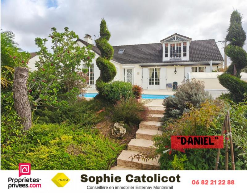 Maison - 177 m² - 7 pièces