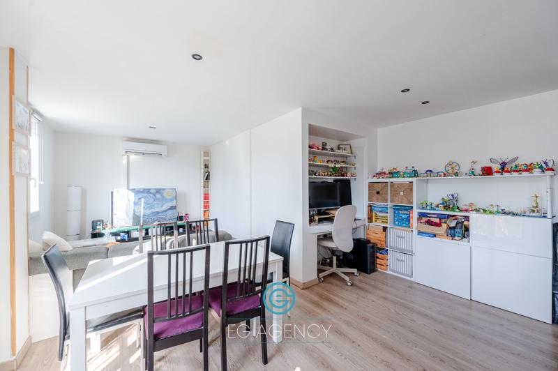 Appartement - 65 m² - 3 pièces