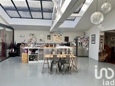 Appartement - 189 m² - 6 pièces