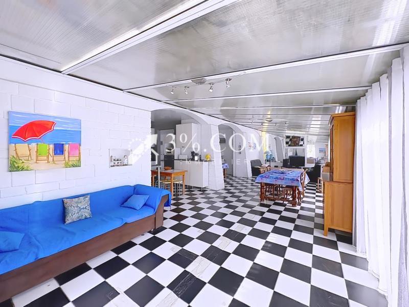 Appartement - 149 m² - 8 pièces