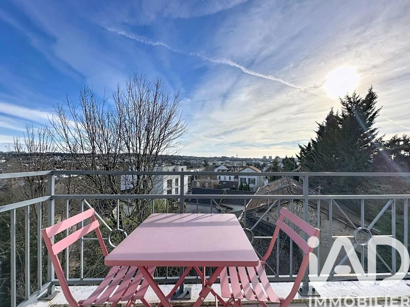 Appartement - 82 m² - 4 pièces