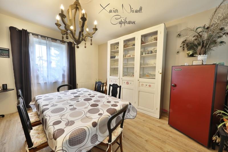 Maison - 195 m² - 6 pièces