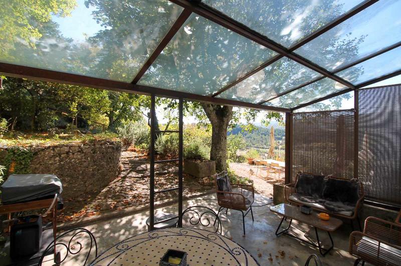 Villa - 182 m² - 6 pièces