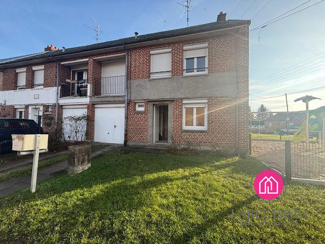 Maison - 75 m² - 5 pièces