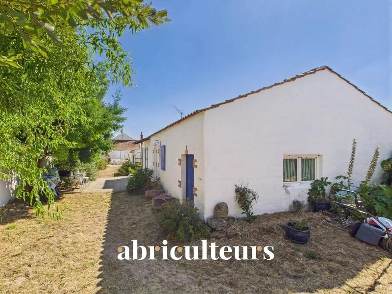 Maison - 186 m² - 6 pièces