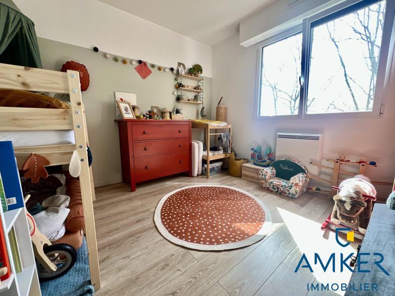 Appartement - 80 m² - 4 pièces