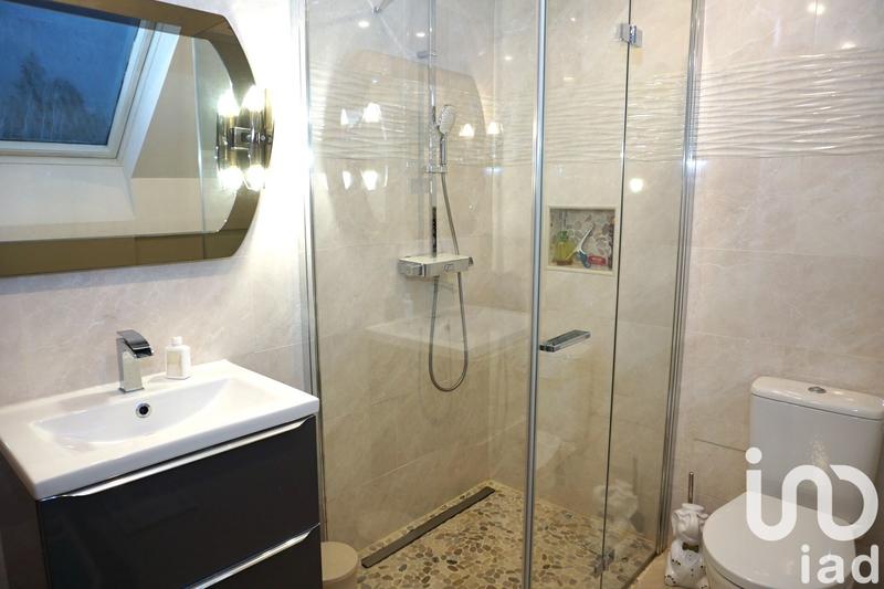 Maison - 158 m² - 7 pièces