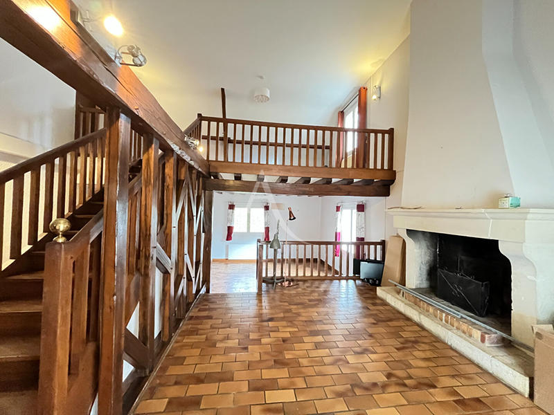 Maison - 177 m² - 7 pièces