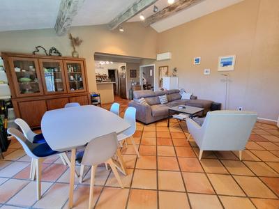 Maison - 141 m² - 5 pièces