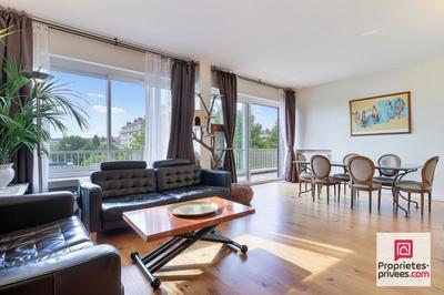 Appartement - 104 m² - 4 pièces