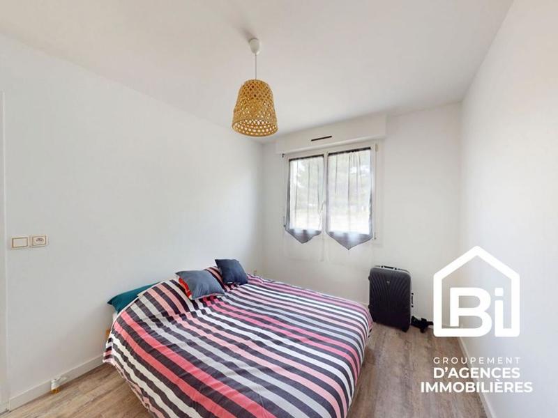 Maison - 97 m² - 5 pièces