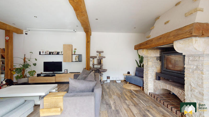 Maison - 223 m² - 8 pièces