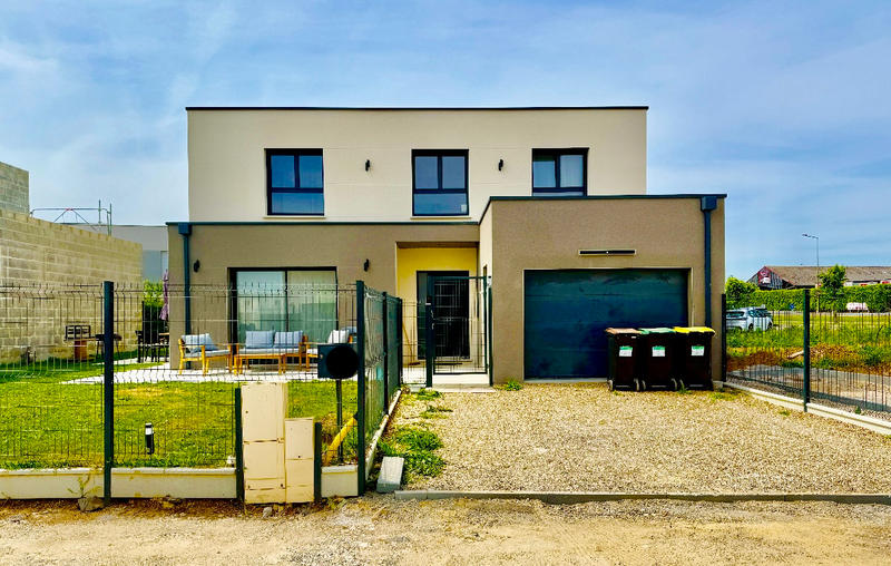 Maison - 146 m² - 6 pièces