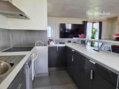 Maison - 93 m² - 4 pièces