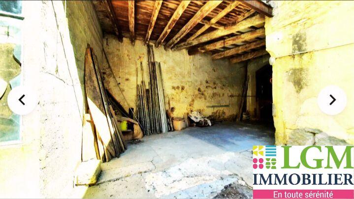 Maison - 256 m² - 7 pièces