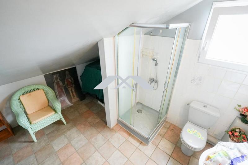 Maison - 170 m² - 6 pièces