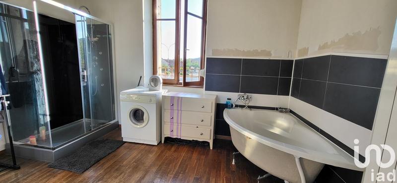 Maison - 121 m² - 6 pièces