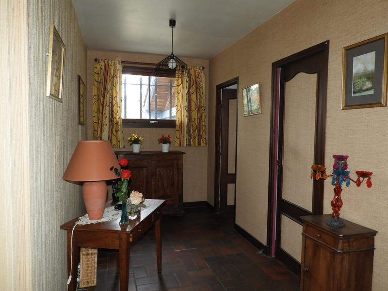 Maison - 250 m² - 5 pièces