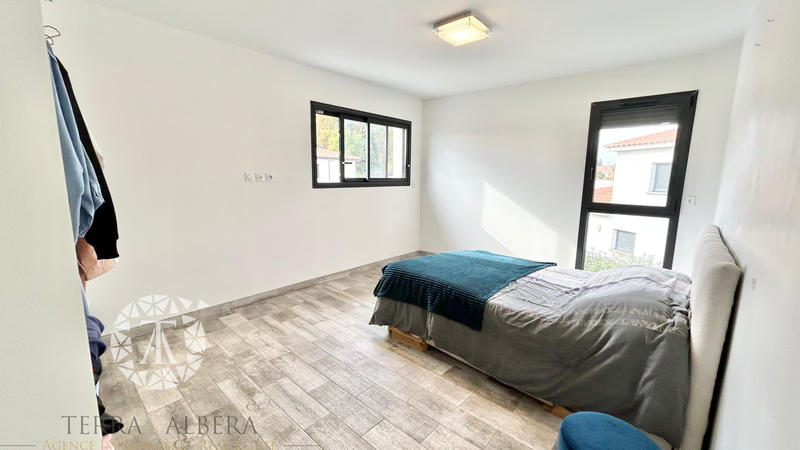 Maison - 111 m² - 4 pièces